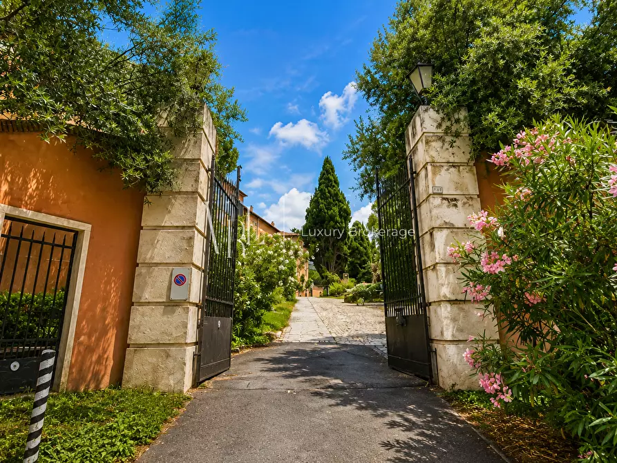 Immagine 4 di Casa bifamiliare in vendita  a Tivoli
