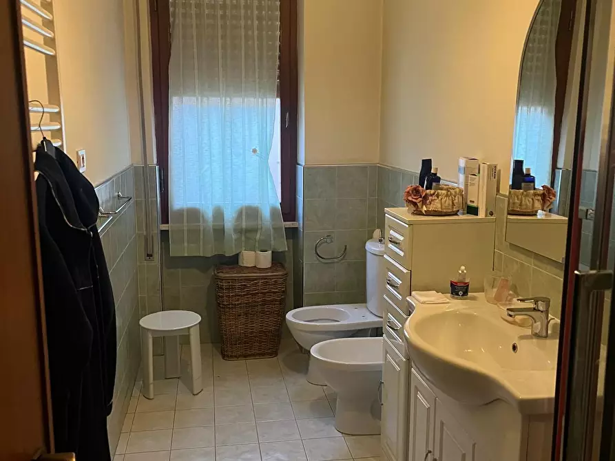 Immagine 15 di Appartamento in affitto  a Viareggio