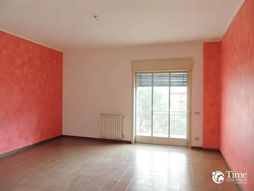 Immagine 21 di Pentalocale in vendita  in Via delle Azalee 13 a Misterbianco