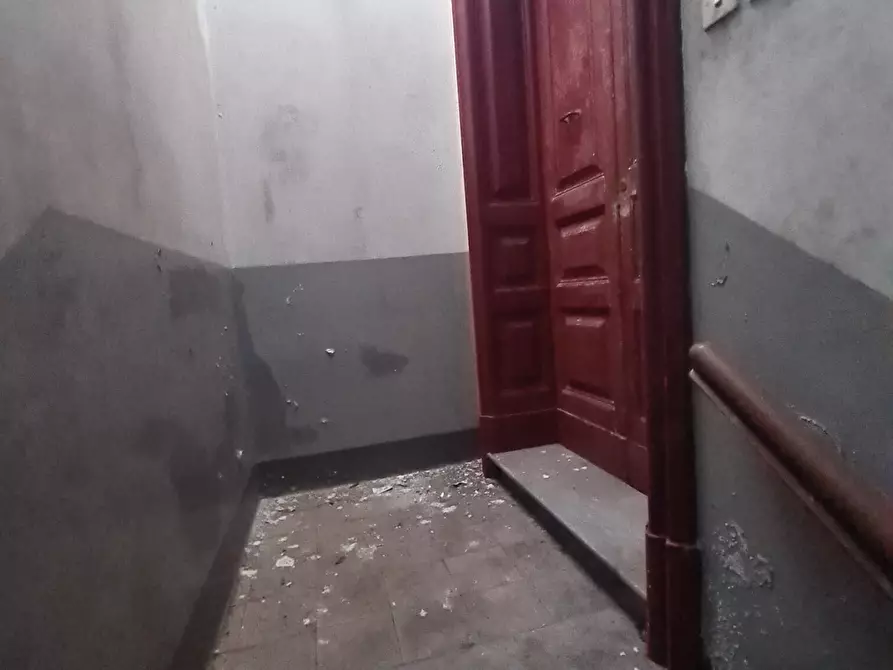 Immagine 21 di Trilocale in vendita  in Via la Farina 22 a Riposto