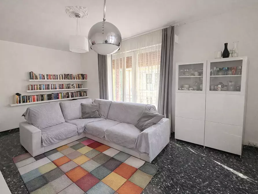 Immagine 7 di Quadrilocale in vendita  a Modena