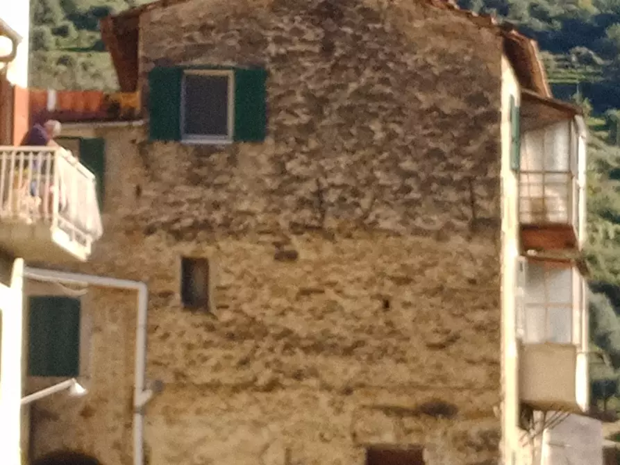 Immagine 5 di Porzione di casa in vendita  in Via Ughetto 18 a Ventimiglia