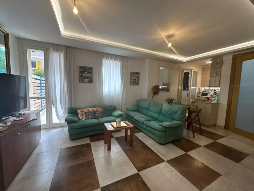 Immagine 8 di Quadrilocale in vendita  a Bordighera