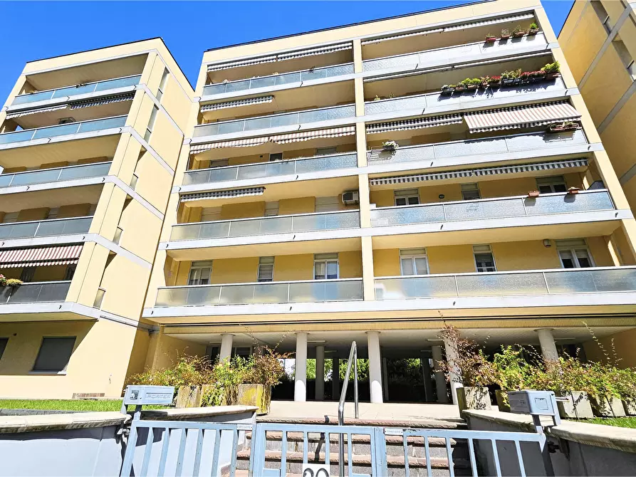 Immagine 8 di Bilocale in vendita  in Via Leonardo Da Vinci 20 a Parma