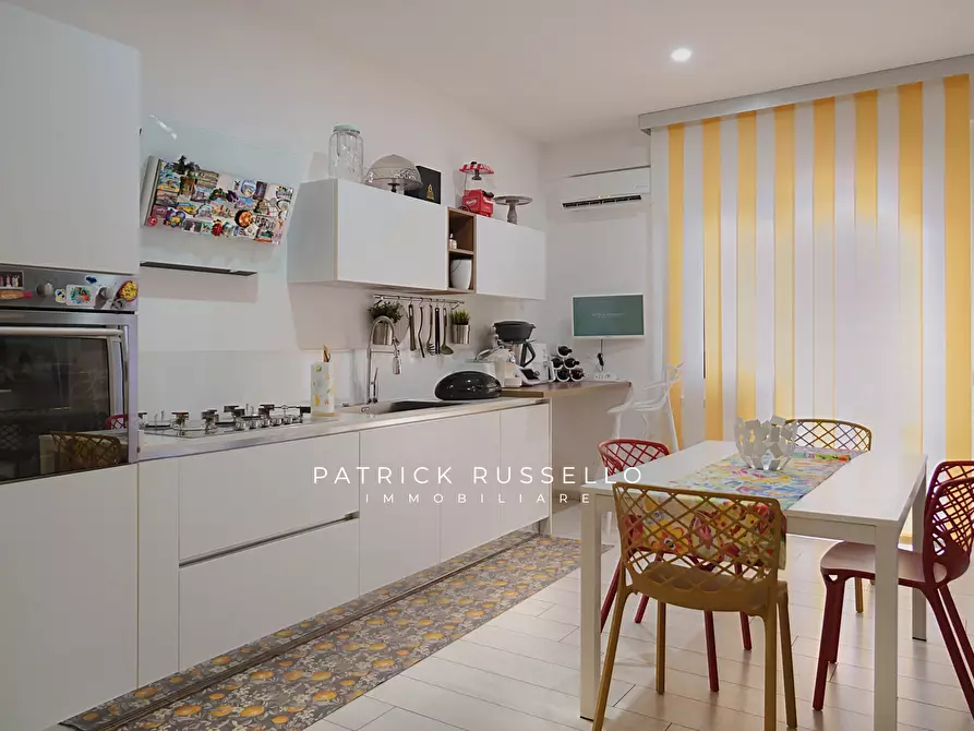 Immagine 9 di Trilocale in vendita  in Via Cartesio 46 a Gela