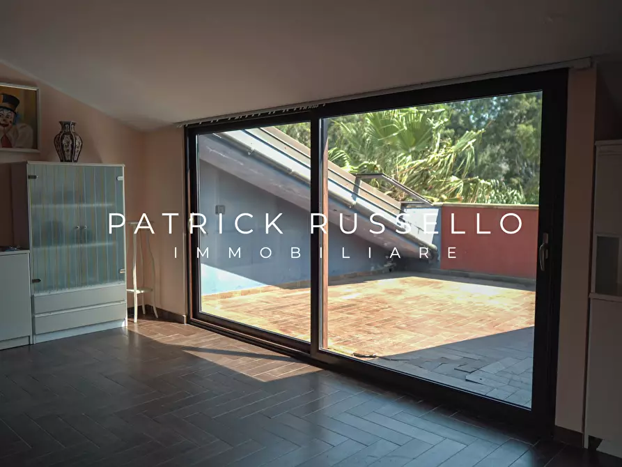 Immagine 29 di Villa in vendita  in Via Totò Principe De Curtis snc a Gela