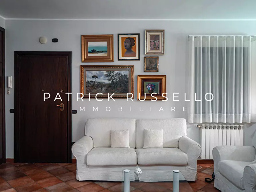 Immagine 6 di Villa in vendita  in Via Totò Principe De Curtis snc a Gela