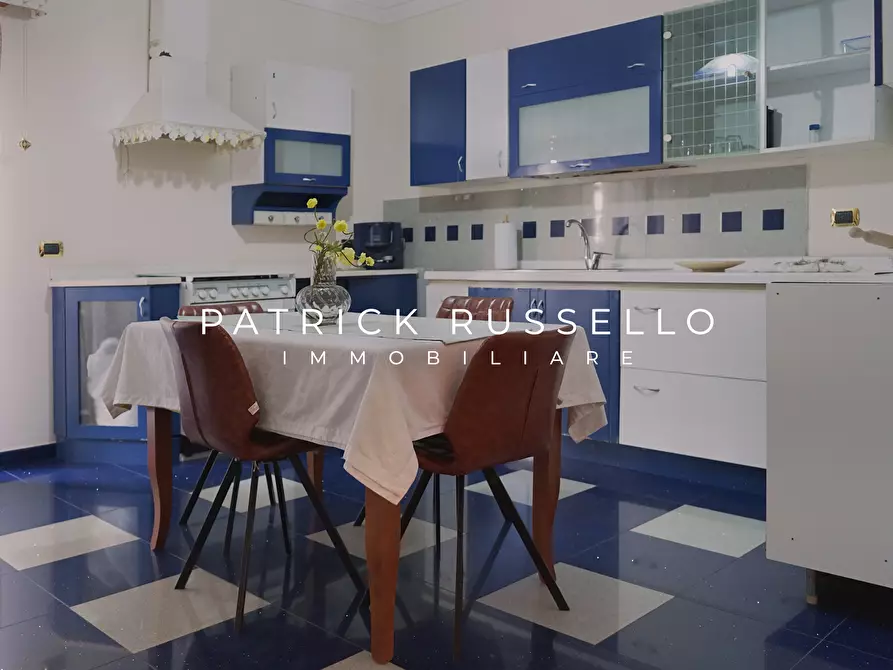 Immagine 9 di Quadrilocale in vendita  in Via Lussemburgo 32 a Gela