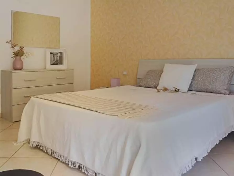 Immagine 12 di Trilocale in vendita  in Via apollo 19 a Gela