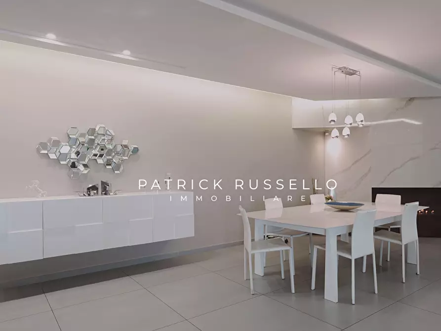 Immagine 7 di Quadrilocale in vendita  in Via Bonfiglio Fiorentino 4 a Gela