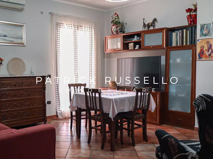 Immagine 5 di Villa in vendita  in Via Totò Principe De Curtis snc a Gela