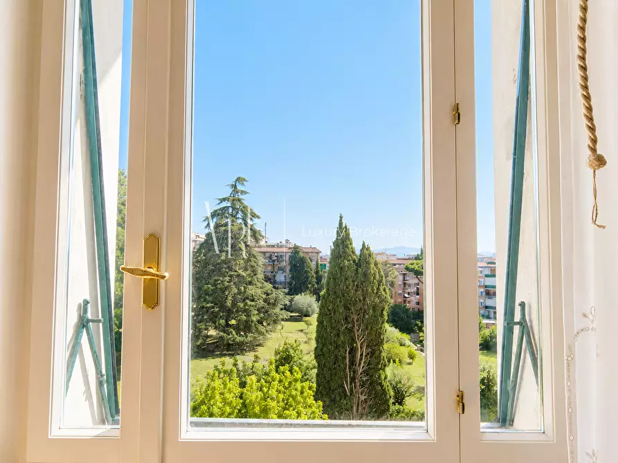 Immagine 17 di Attico in vendita  a Roma