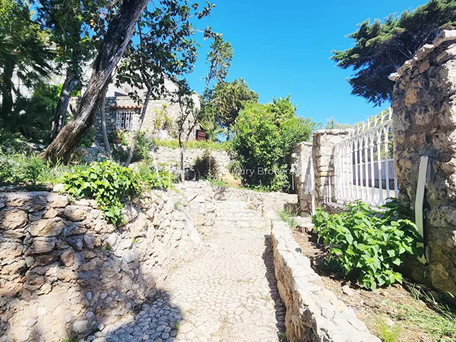 Immagine 6 di Villa in vendita  a San Felice Circeo