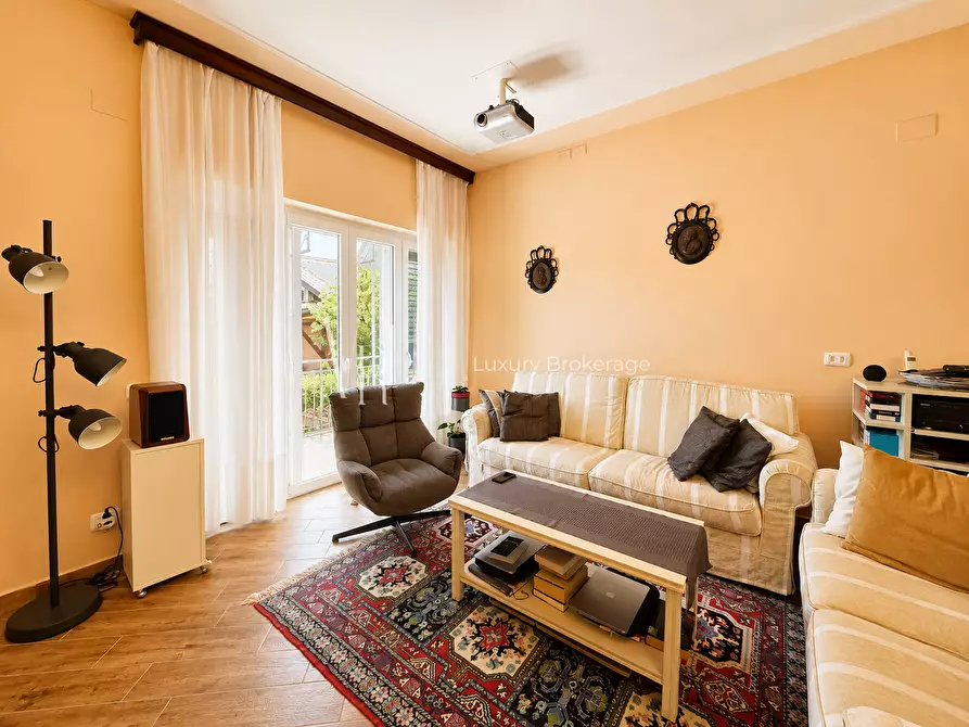 Immagine 11 di Villa in vendita  a Zagarolo