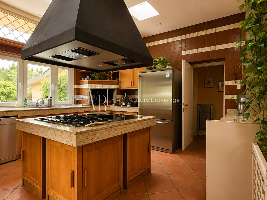 Immagine 23 di Villa in vendita  a Roma