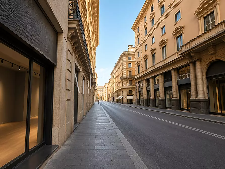 Immagine 9 di Locale commerciale in affitto  a Roma