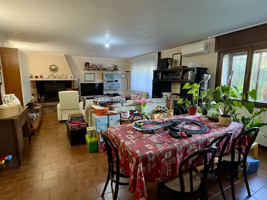 Immagine 2 di Casa indipendente in vendita  in Via Mascherine a Rovigo
