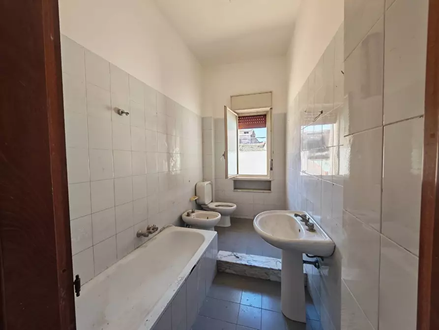 Immagine 11 di Quadrilocale in vendita  in Via Giuseppe Martucci 9 a Catania