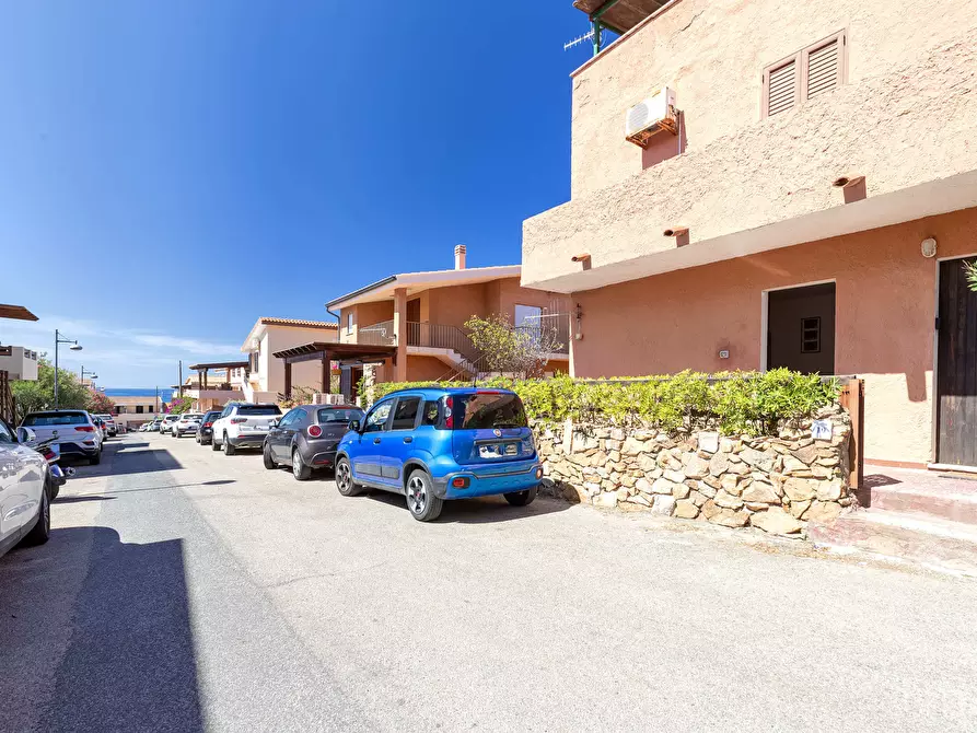 Immagine 28 di Trilocale in vendita  in via rinaggiu a Trinità D'agultu E Vignola