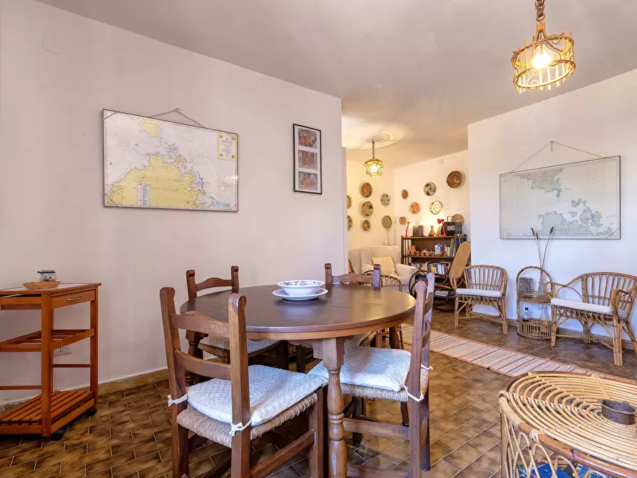 Immagine 26 di Trilocale in vendita  in via rinaggiu a Trinità D'agultu E Vignola