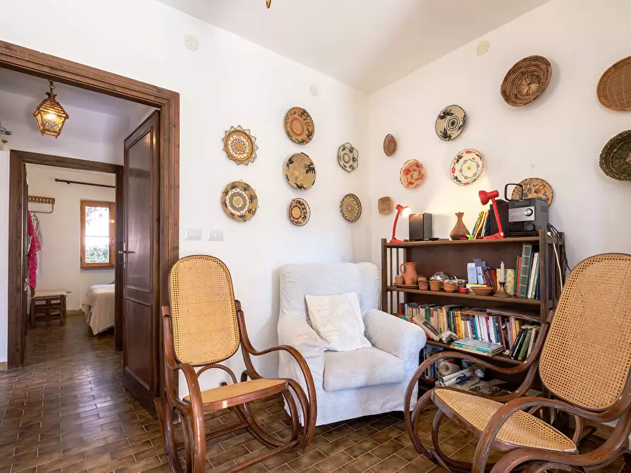 Immagine 22 di Trilocale in vendita  in via rinaggiu a Trinità D'agultu E Vignola