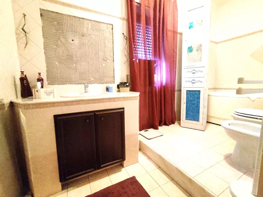 Immagine 26 di Quadrilocale in vendita  in Via Nicola Spedalieri 7 a Misterbianco