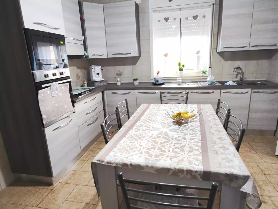 Immagine 16 di Quadrilocale in vendita  in Via Serra Belvedere 9 a Misterbianco