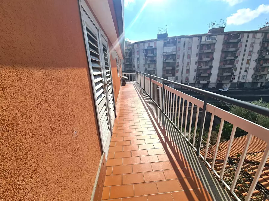 Immagine 15 di Appartamento in vendita  in Via Galermo 185 a Catania