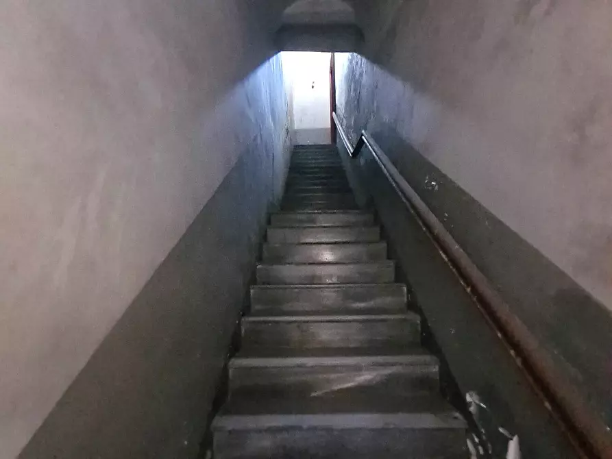 Immagine 23 di Trilocale in vendita  in Via la Farina 22 a Riposto