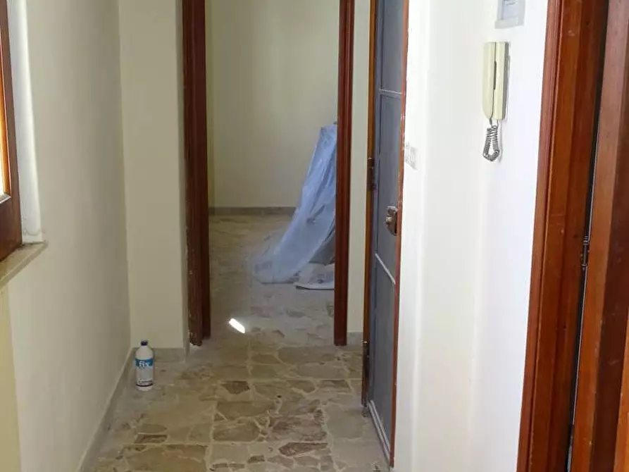 Immagine 7 di Porzione di casa in vendita  in Via Roma 75 a Camporotondo Etneo