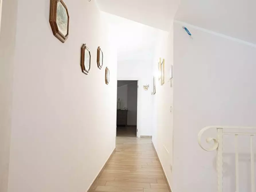 Immagine 24 di Casa bifamiliare in vendita  in Via Catanzaro 11 a San Giovanni La Punta