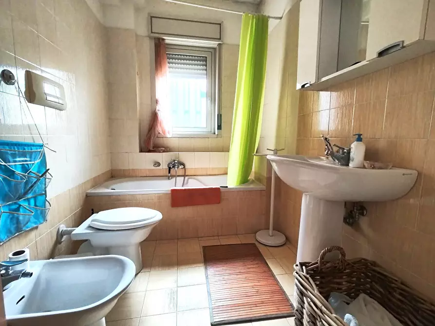 Immagine 20 di Quadrilocale in vendita  in Via Acquedotto Greco 248 a Catania