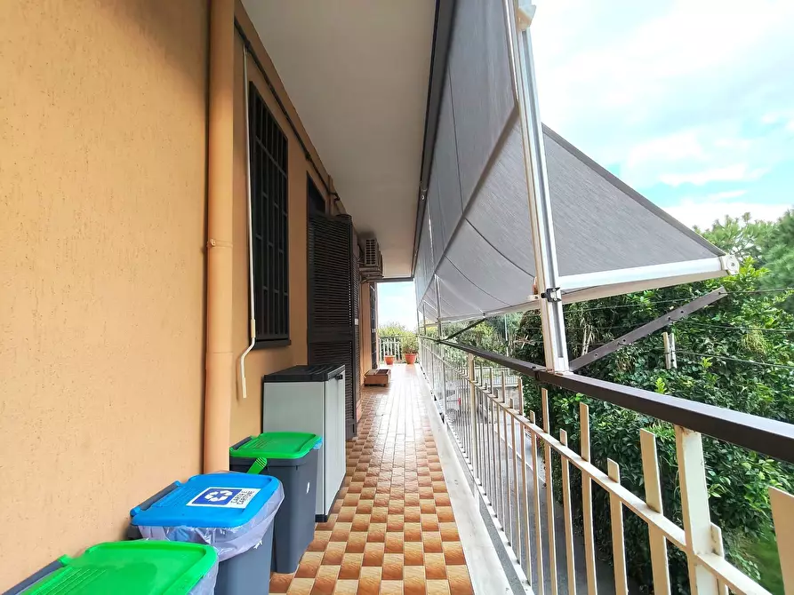 Immagine 20 di Quadrilocale in vendita  in Via Finocchiari 143A a Aci Catena