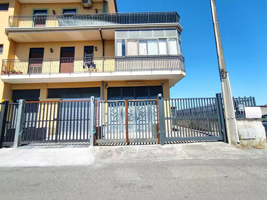 Immagine 6 di Magazzino in vendita  in Via Cesare Terranova 13 a Belpasso