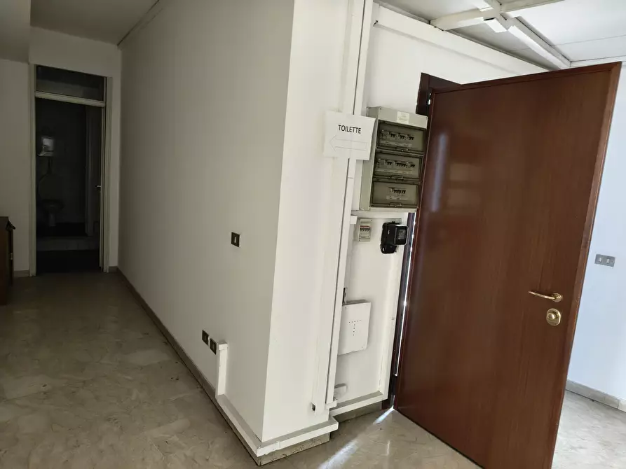 Immagine 5 di Ufficio in vendita  in Via Pietro Giardini 470a a Modena