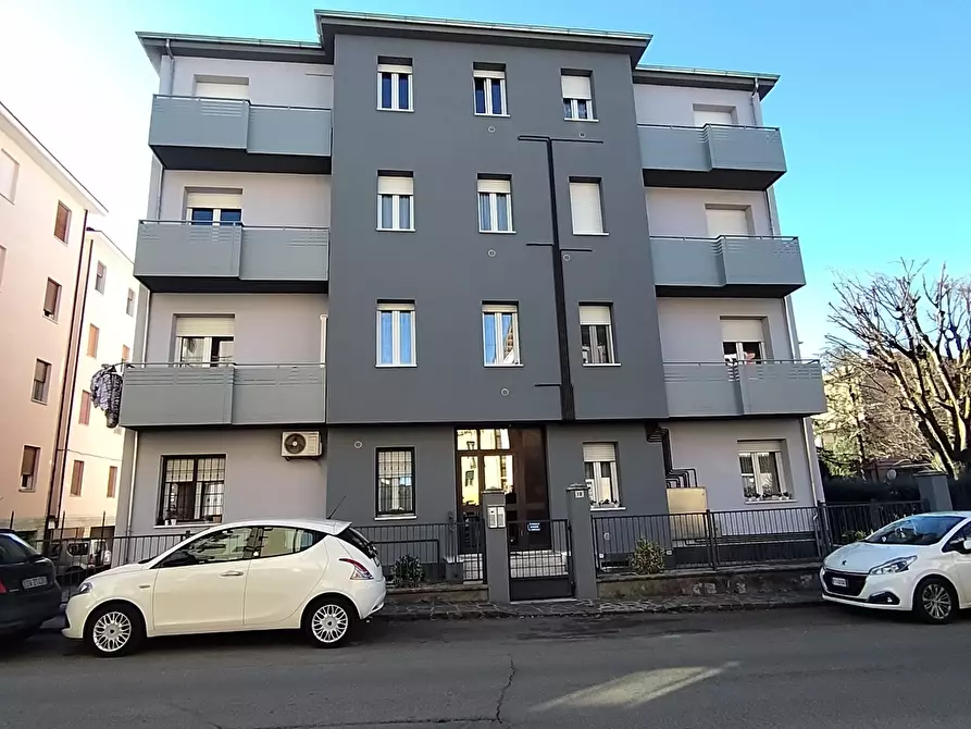 Immagine 1 di Pentalocale in vendita  in Viale Fratelli Cairoli 10 a Sassuolo