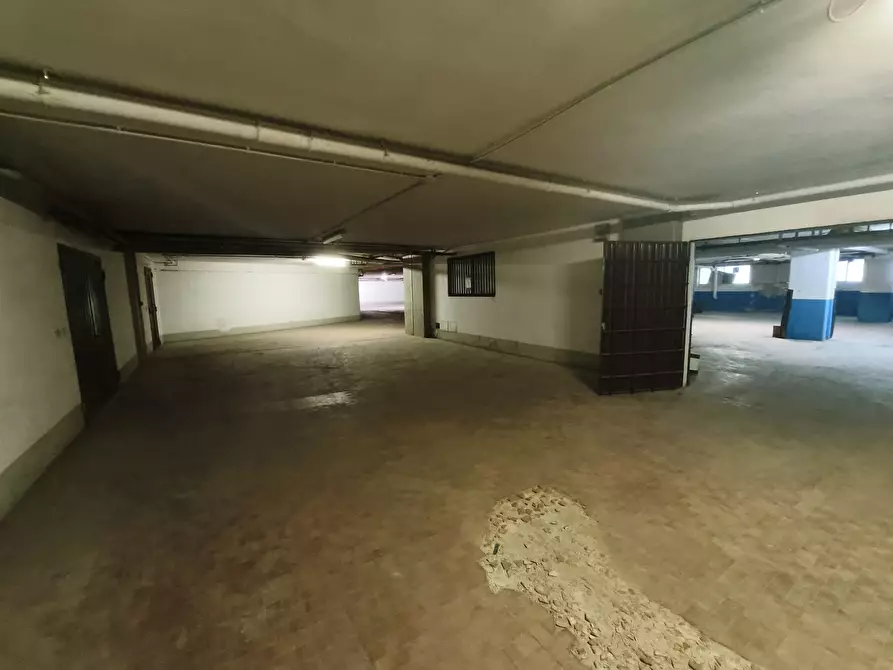 Immagine 10 di Garage in vendita  in Via Pietro Giardini 456 N a Modena