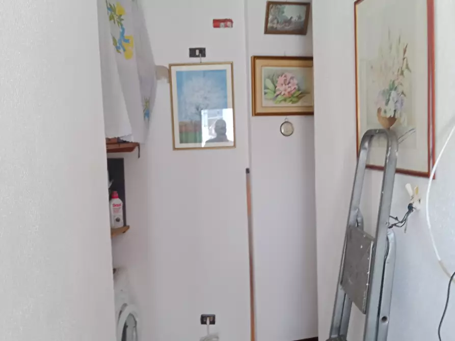 Immagine 4 di Bilocale in vendita  in Via Ciappin 78 a Ventimiglia