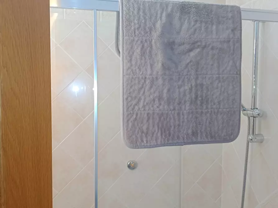 Immagine 9 di Bilocale in vendita  in Via Vittorio Emanuele 369 a Bordighera