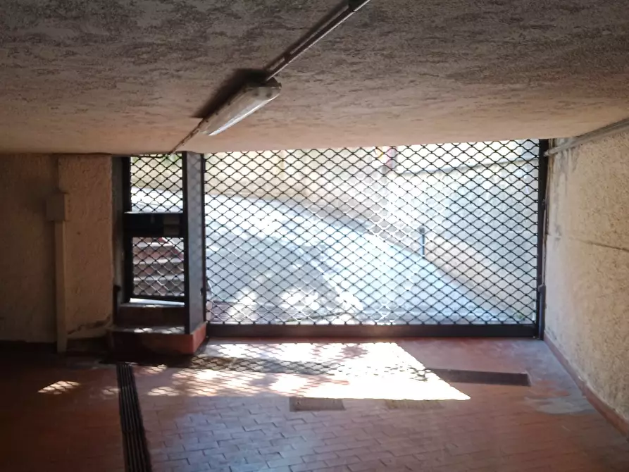 Immagine 21 di Bilocale in vendita  in Via Vittorio Emanuele 369 a Bordighera