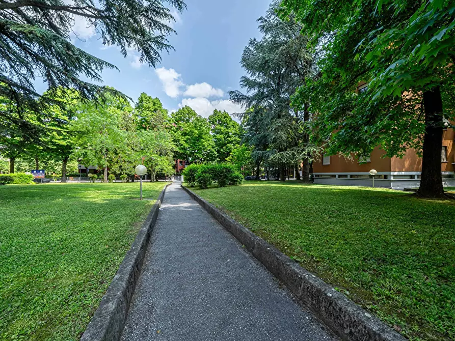 Immagine 20 di Quadrilocale in vendita  in Via Giuditta Sidoli 9600 a Parma