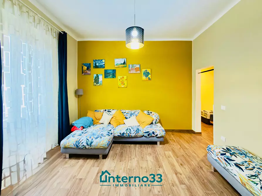 Immagine 7 di Pentalocale in vendita  in Viale Nazario Sauro 58 a La Spezia