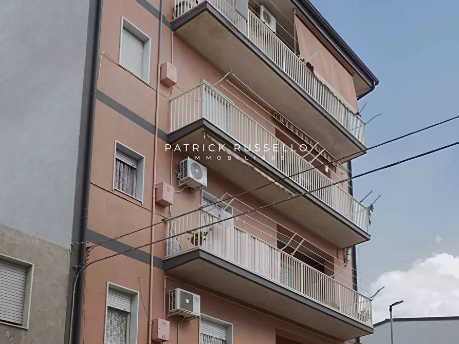 Immagine 26 di Trilocale in vendita  in Via Lupi, 37 a Gela