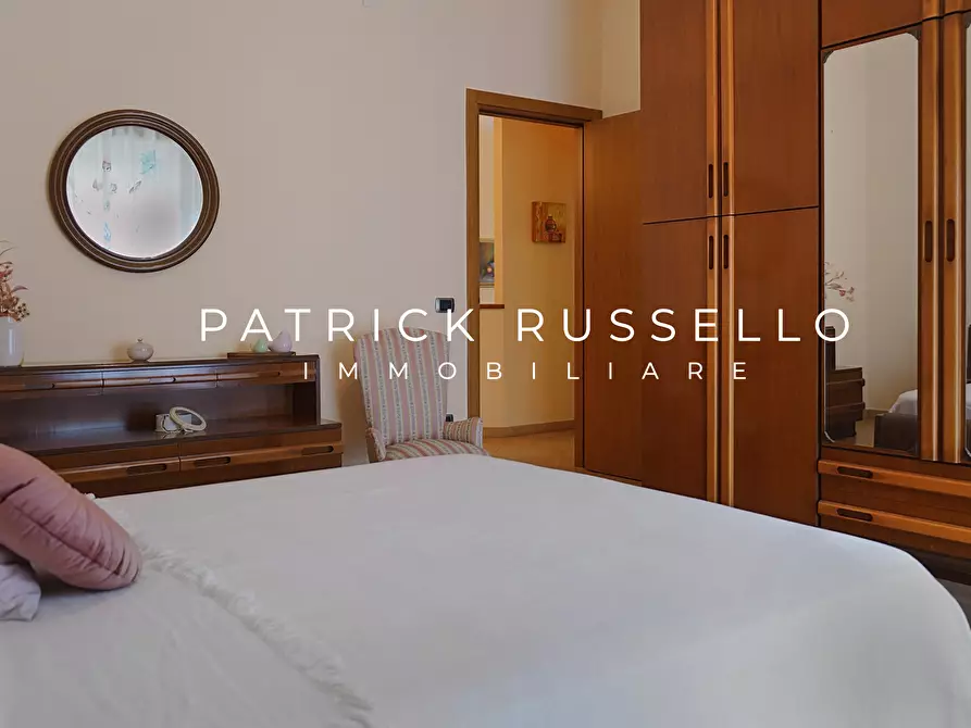 Immagine 11 di Trilocale in vendita  in Piazza Messico 5 a Gela