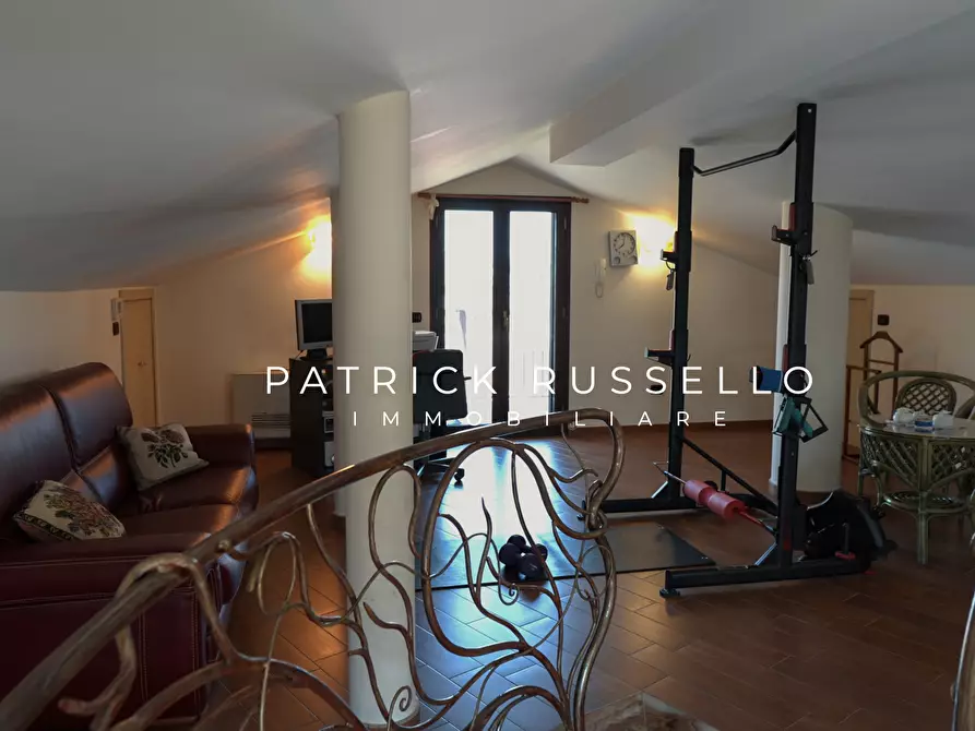 Immagine 27 di Villa in vendita  in Via Butera 207 a Gela