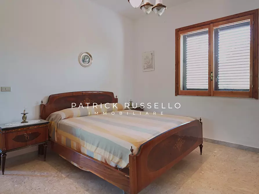 Immagine 13 di Villa in vendita  in Via dei Rovi snc a Gela