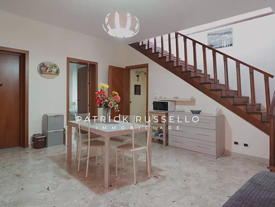 Immagine 2 di Appartamento in vendita  in Corso Vittorio Emanuele 238 a Gela