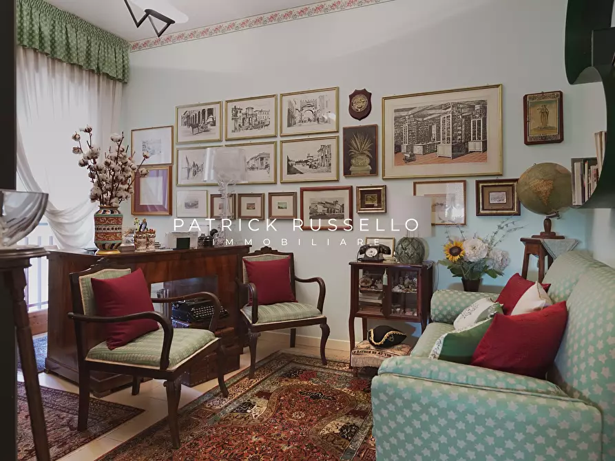 Immagine 40 di Attico in vendita  in Via Papa Pio X 19 a Gela