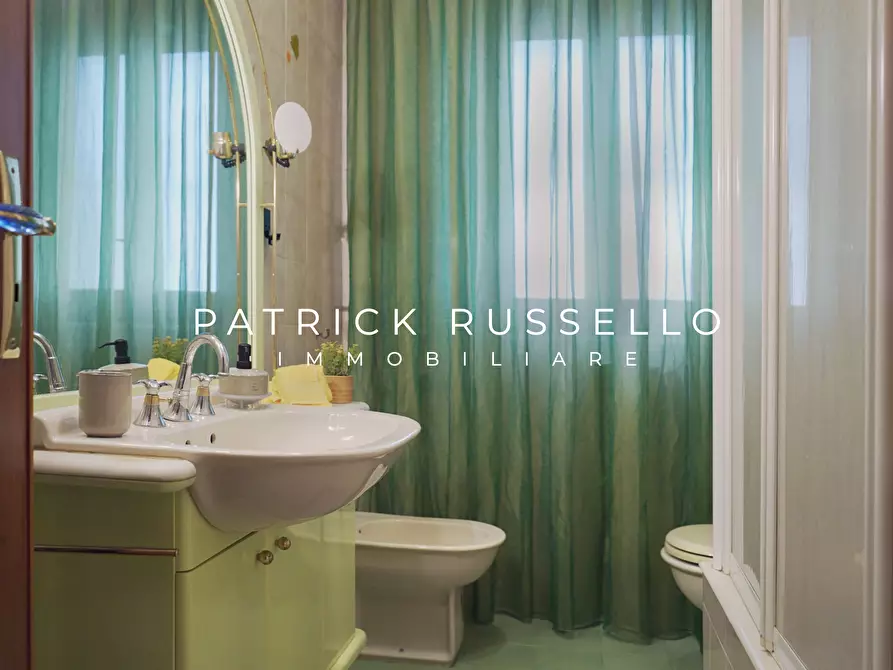 Immagine 13 di Quadrilocale in vendita  in Via Lussemburgo 32 a Gela