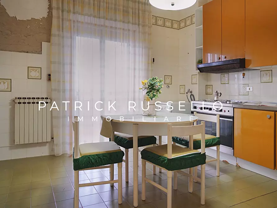 Immagine 7 di Quadrilocale in vendita  in Viale Cortemaggiore 87 a Gela